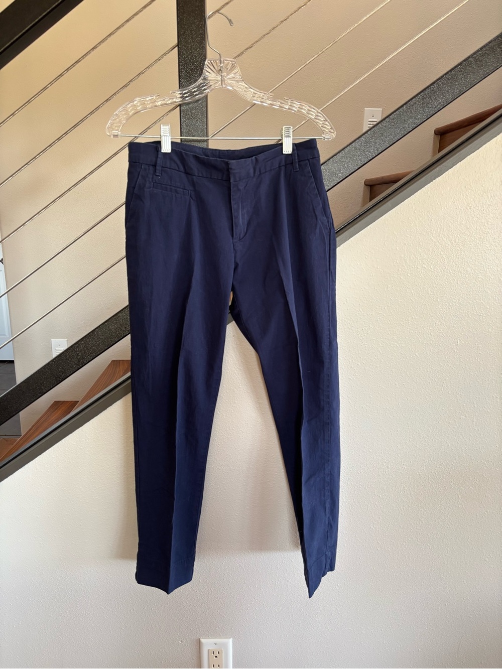 Patagonia women’s Navy chino Pants